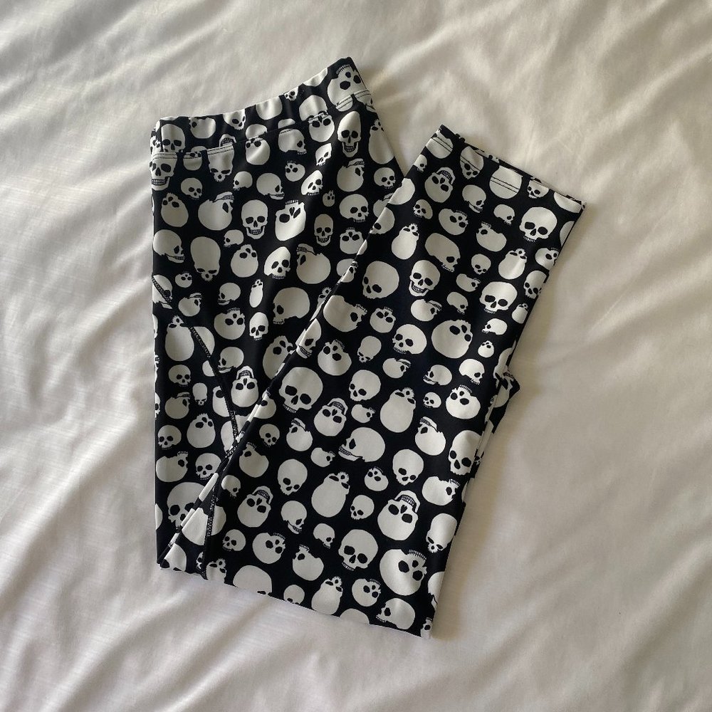 Onzie Cropped Leggings, Skull Head Skeleton,